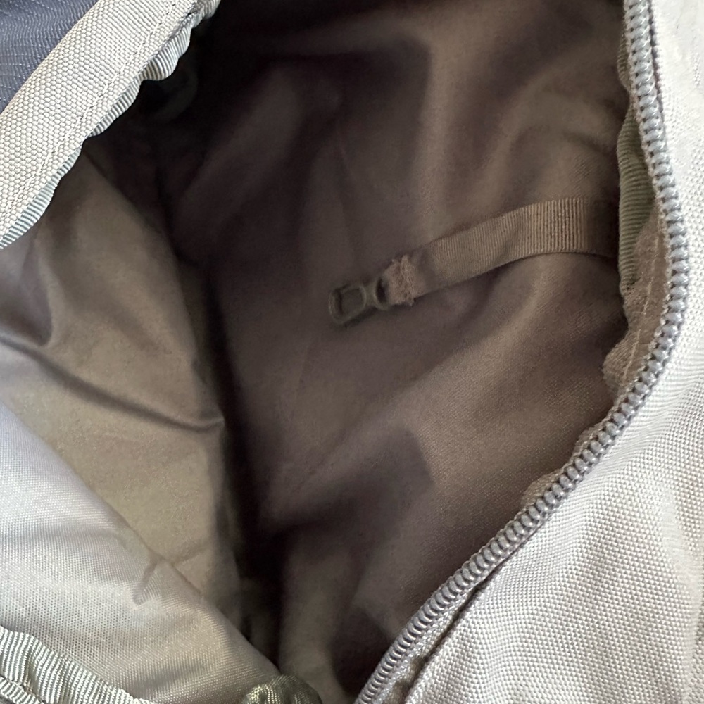 Like New Kelty Coyote 4750 Air Suspension Internal Frame Backpack, Used Once. - Picture 6 of 9